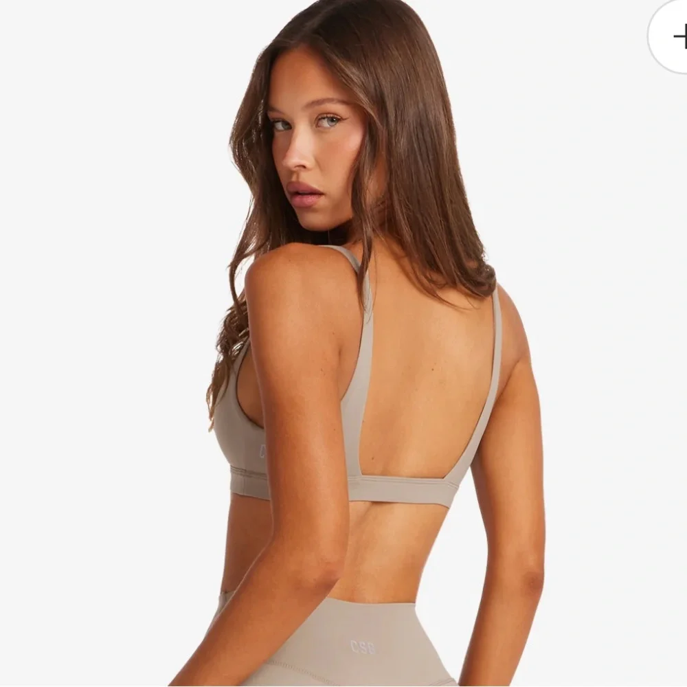 Tan Sports Bra. Brand new with tags and perfect for yoga, Pilates, solid core, - Picture 2 of 4